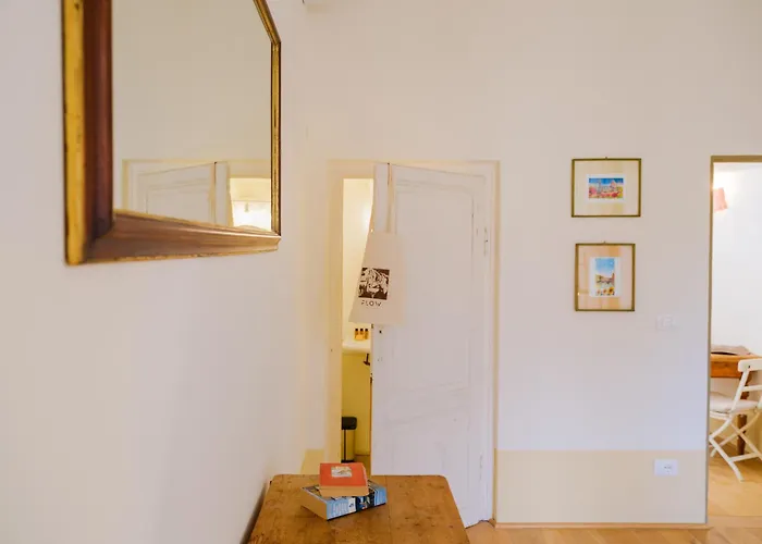 Nugolo Atelier - Light & Charm In Oltrarno * Florencie