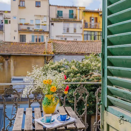 Nugolo Atelier - Light & Charm In Oltrarno Florence