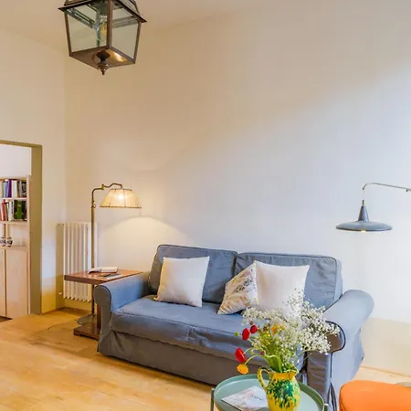 Nugolo Atelier - Light & Charm In Oltrarno Apartment Florence