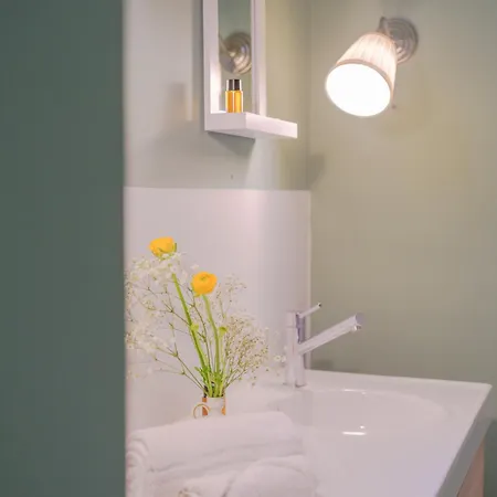 Nugolo Atelier - Light & Charm In Oltrarno Apartment Florence