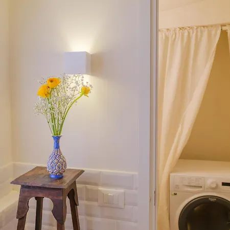 Nugolo Atelier - Light & Charm In Oltrarno Apartment Florence
